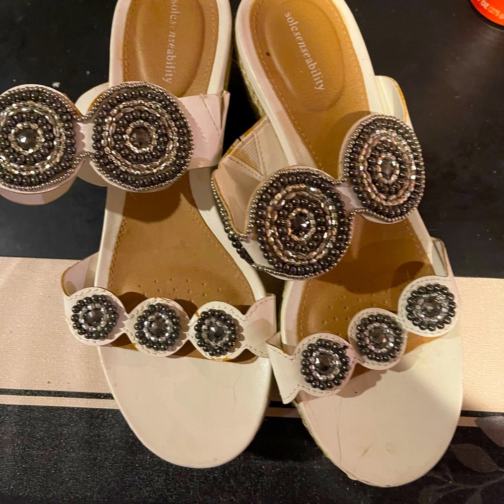 Wedges white size 8 never worn